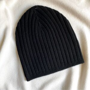 UNSUBSCRIBED LUXE CASHMERE RIBBED KNIT BEANIE HAT Black